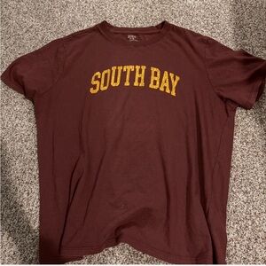 Cotton On women’s Maroon Tee with Yellow Print